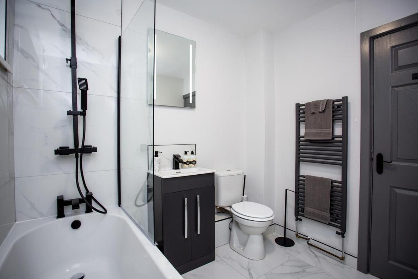 Heart Of South Shields Modern Interior 2 Bed Flat Apartment Westoe Bagian luar foto